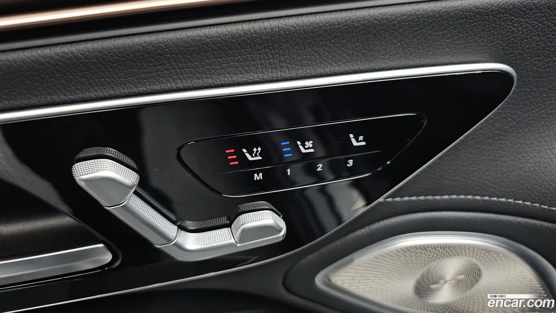EQS Mercedes-Benz 2022.11-OPTION-049
