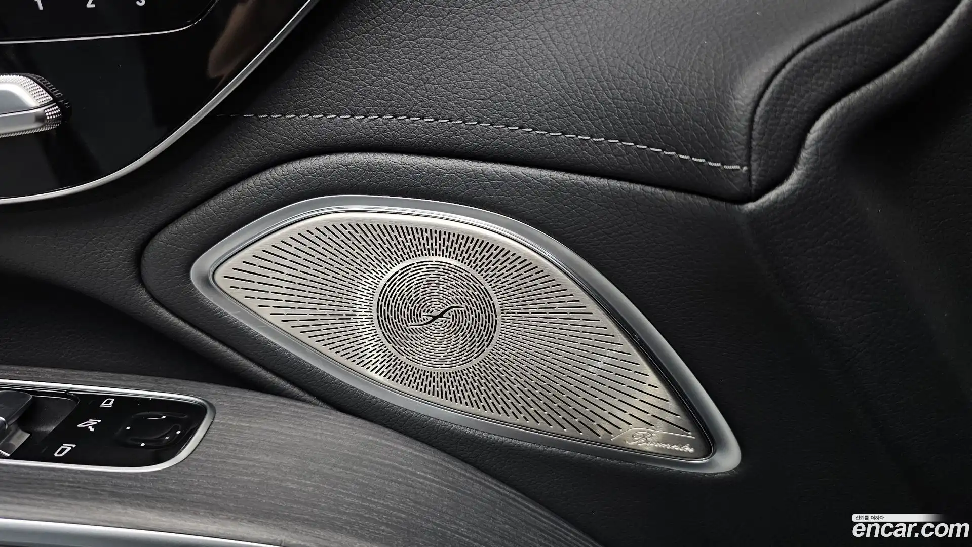 EQS Mercedes-Benz 2022.11-OPTION-050