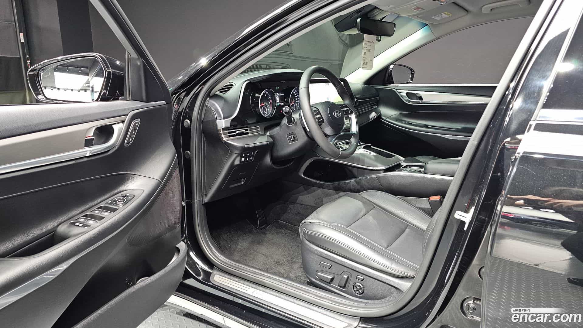 Grandeur Hyundai 2022.5-INNER-010