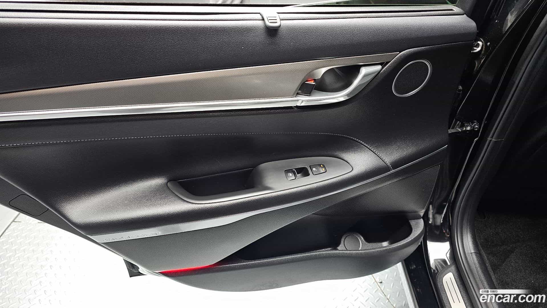 Grandeur Hyundai 2022.5-INNER-035