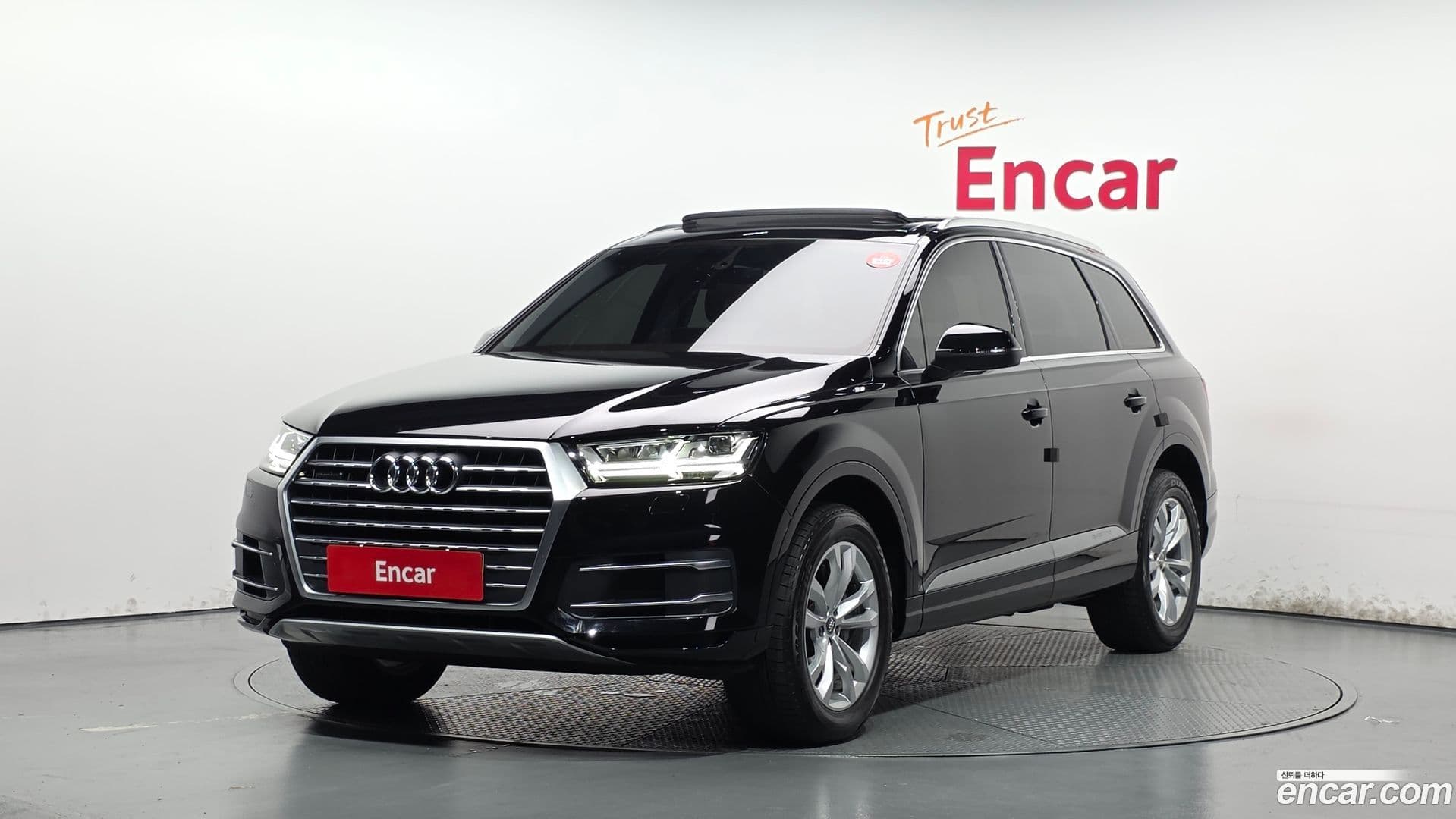 Main__Slider__Photo:Q7 Audi 2019.9-0