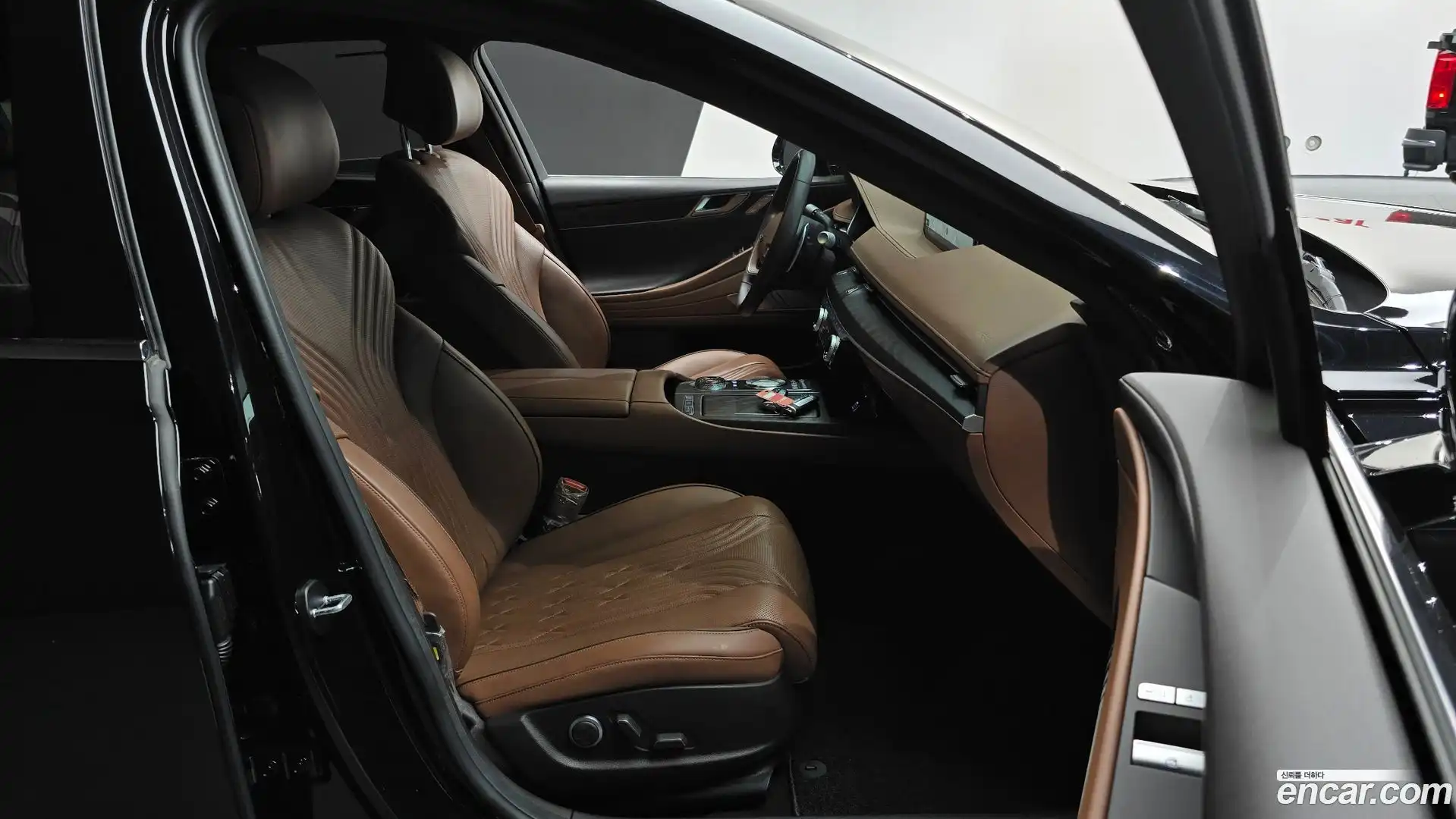 G80 Genesis 2021.8-INNER-036