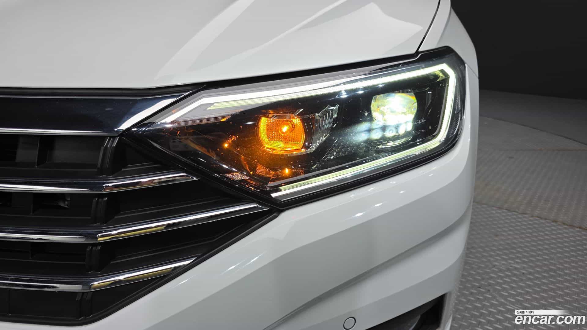 Jetta Volkswagen 2021.11-OUTER-032