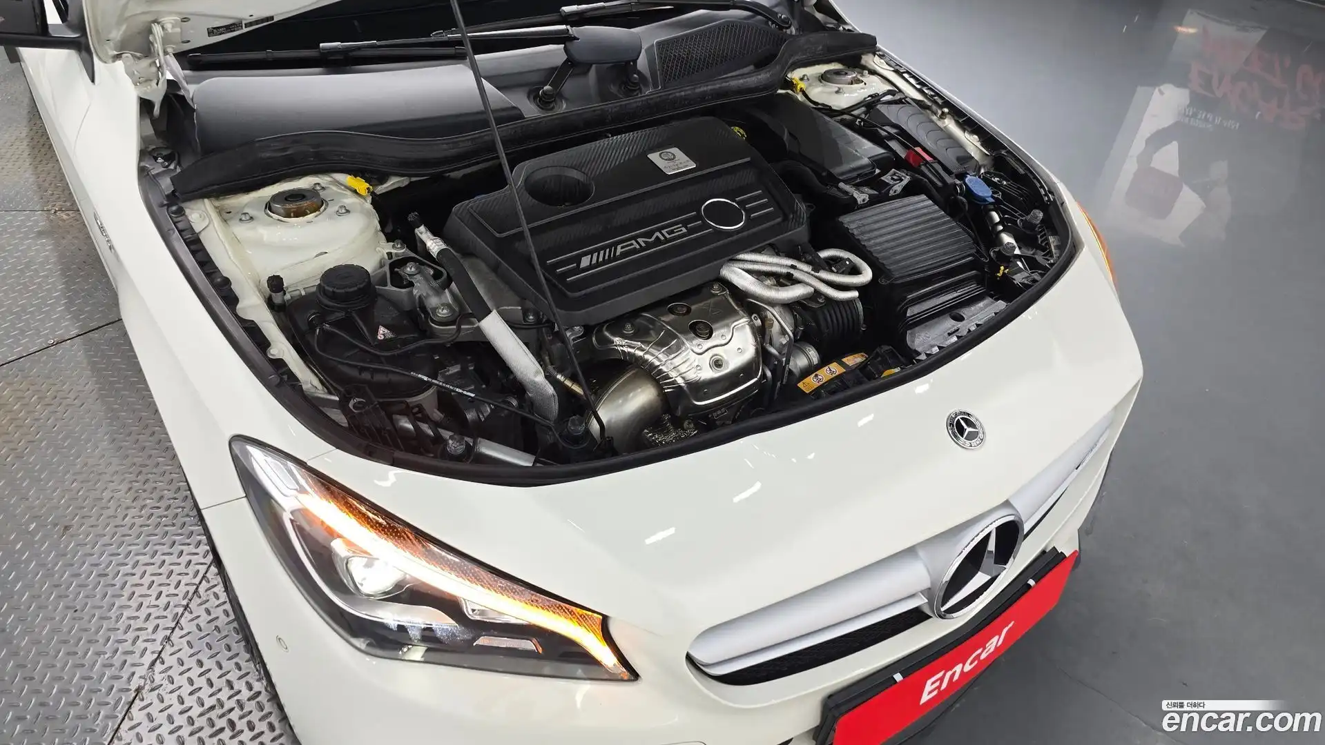 CLA-Class Mercedes-Benz 2017.10-OUTER-006
