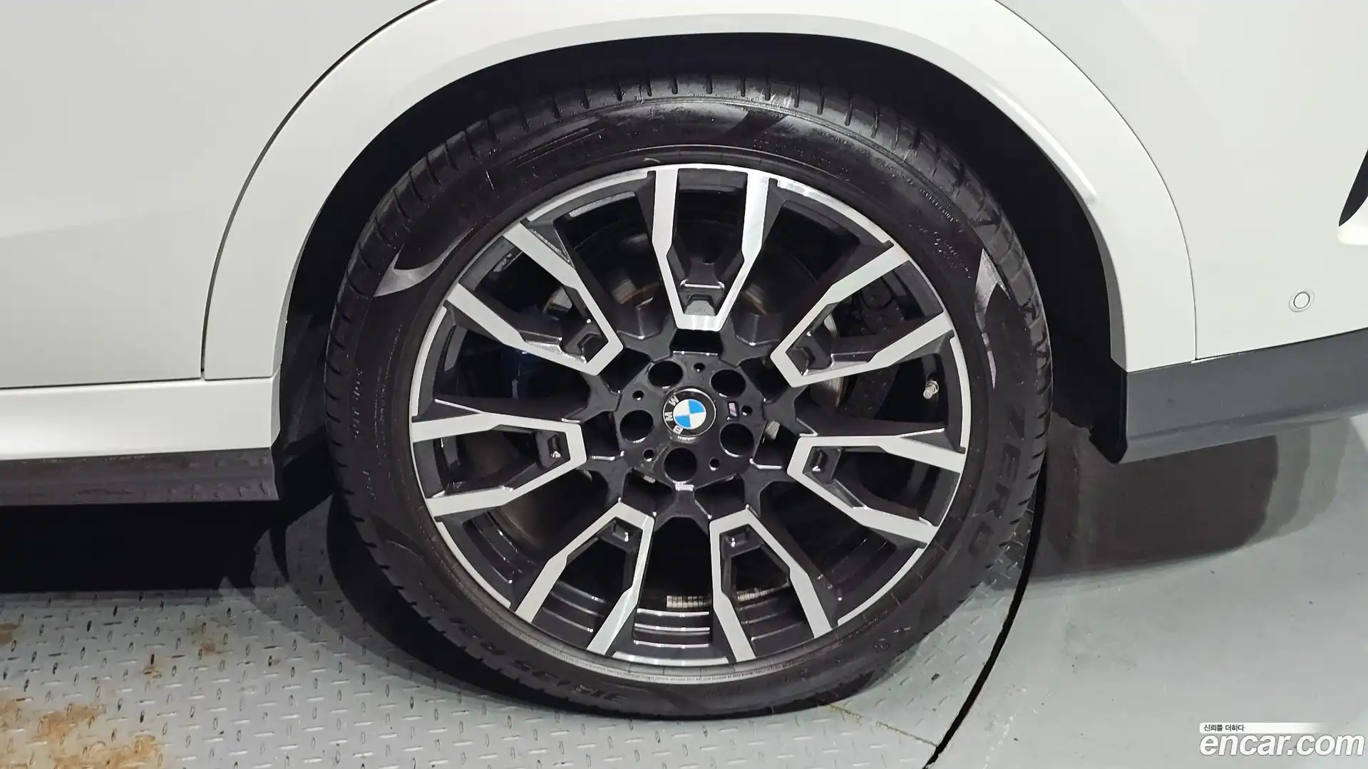 X6 BMW 2024.9-OUTER-031
