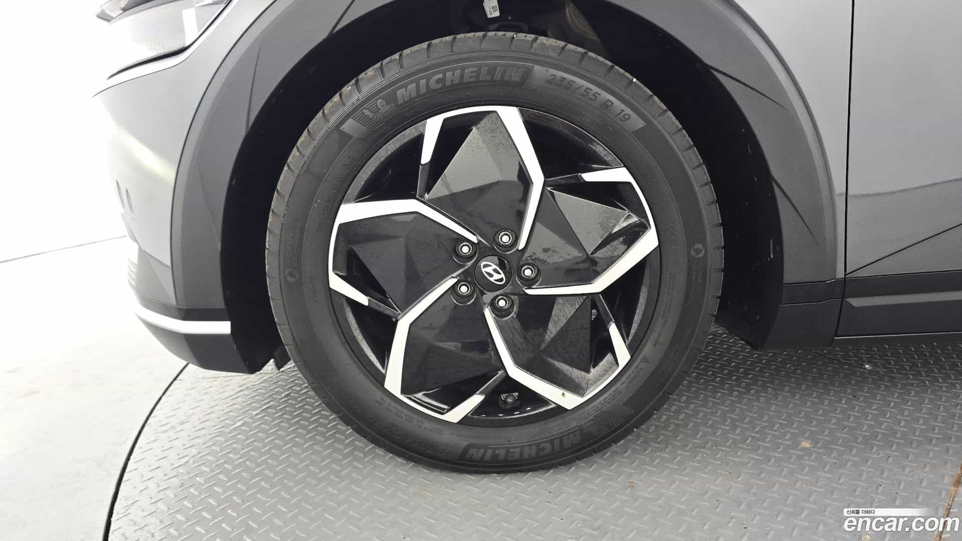 Ioniq5 Hyundai 2023.4-OUTER-031