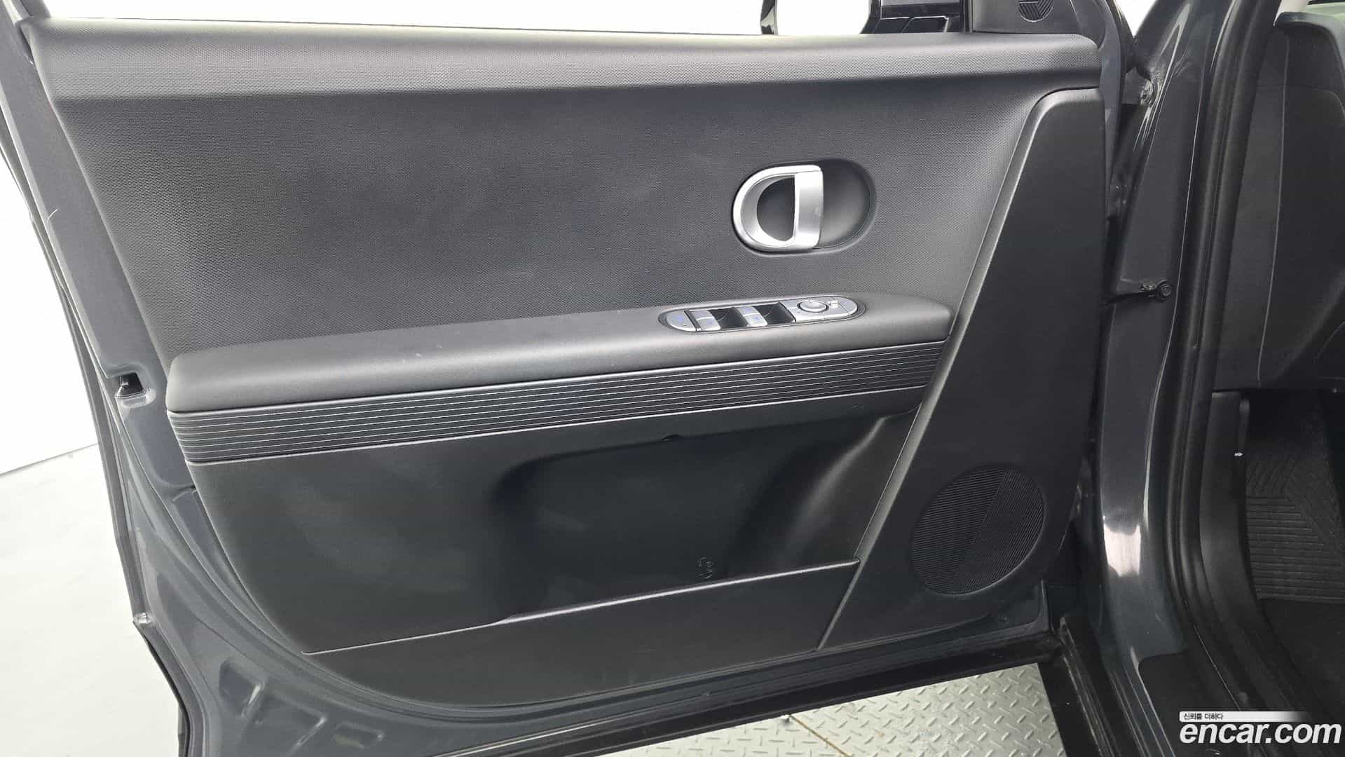 Ioniq5 Hyundai 2023.4-INNER-034