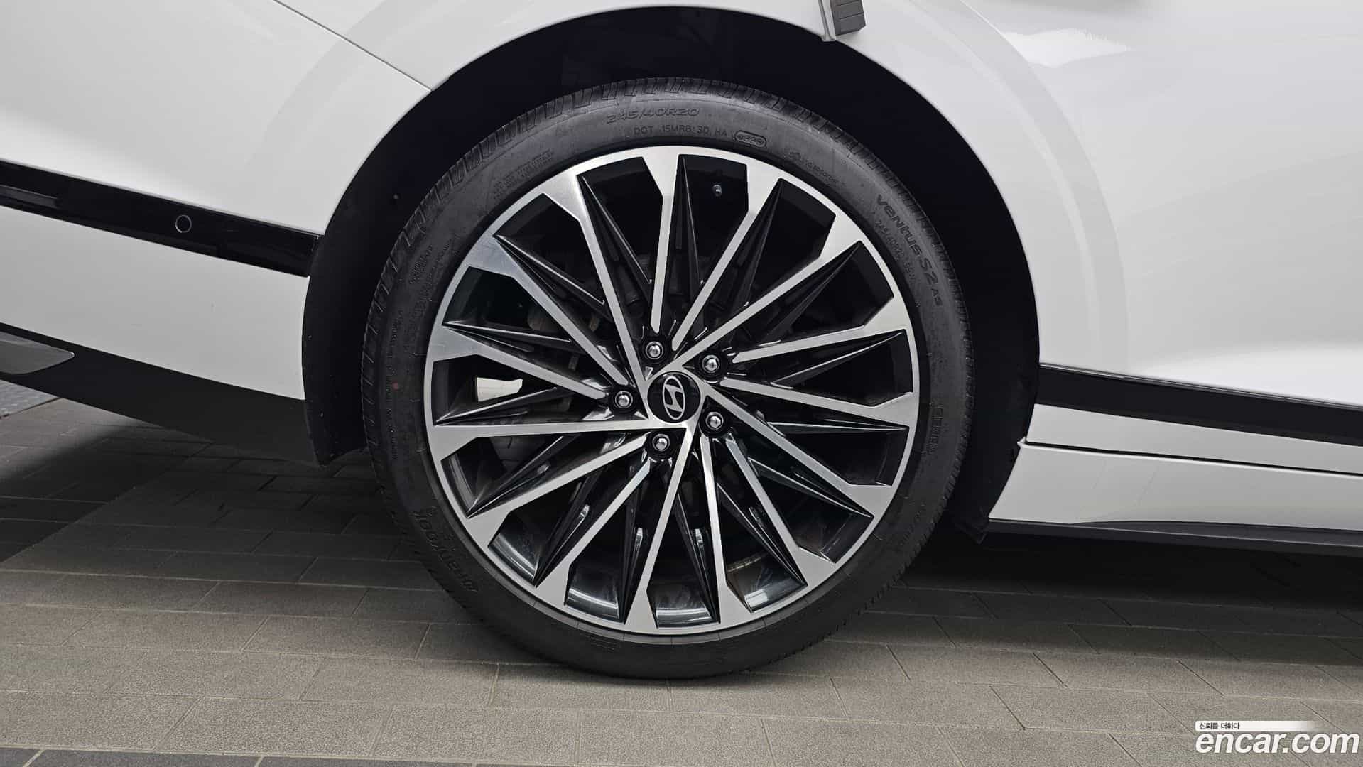 Grandeur Hyundai 2022.11-OUTER-005