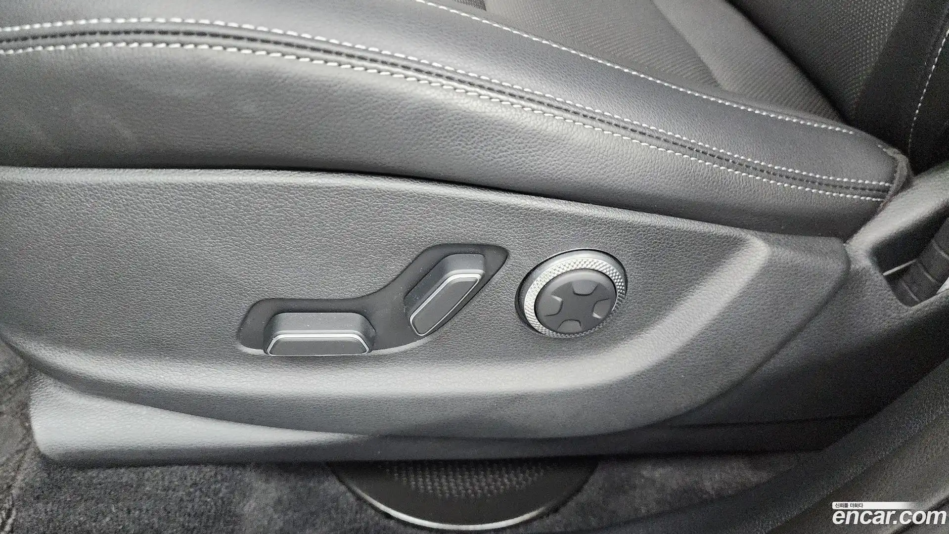 GV70 Genesis 2025.0-OPTION-044