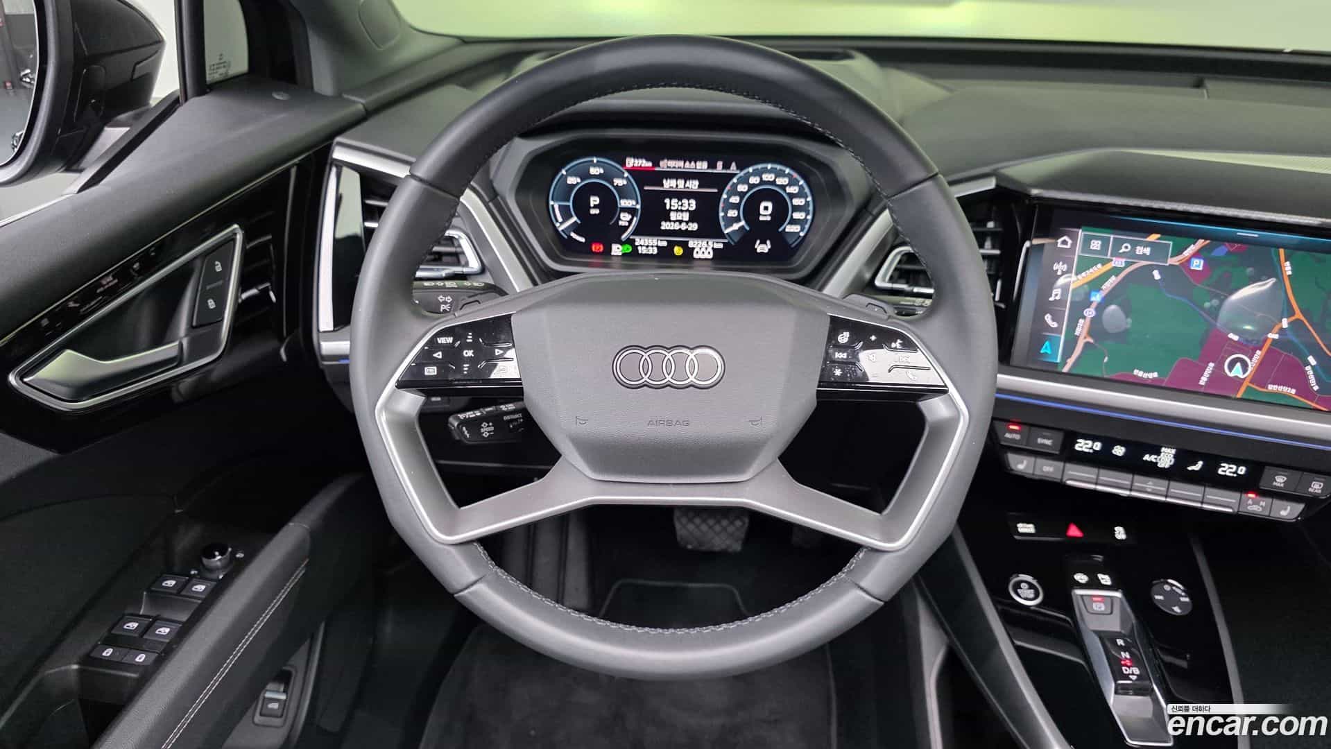 Q4 e-tron Audi 2022.9-OPTION-017
