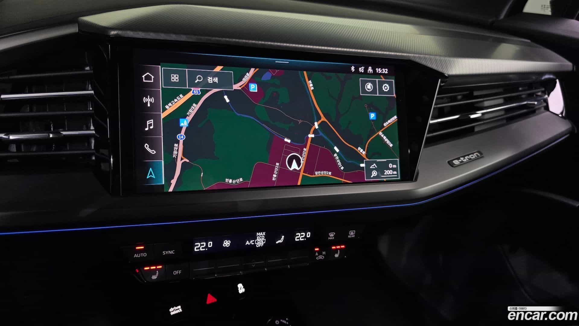 Q4 e-tron Audi 2022.9-OPTION-018