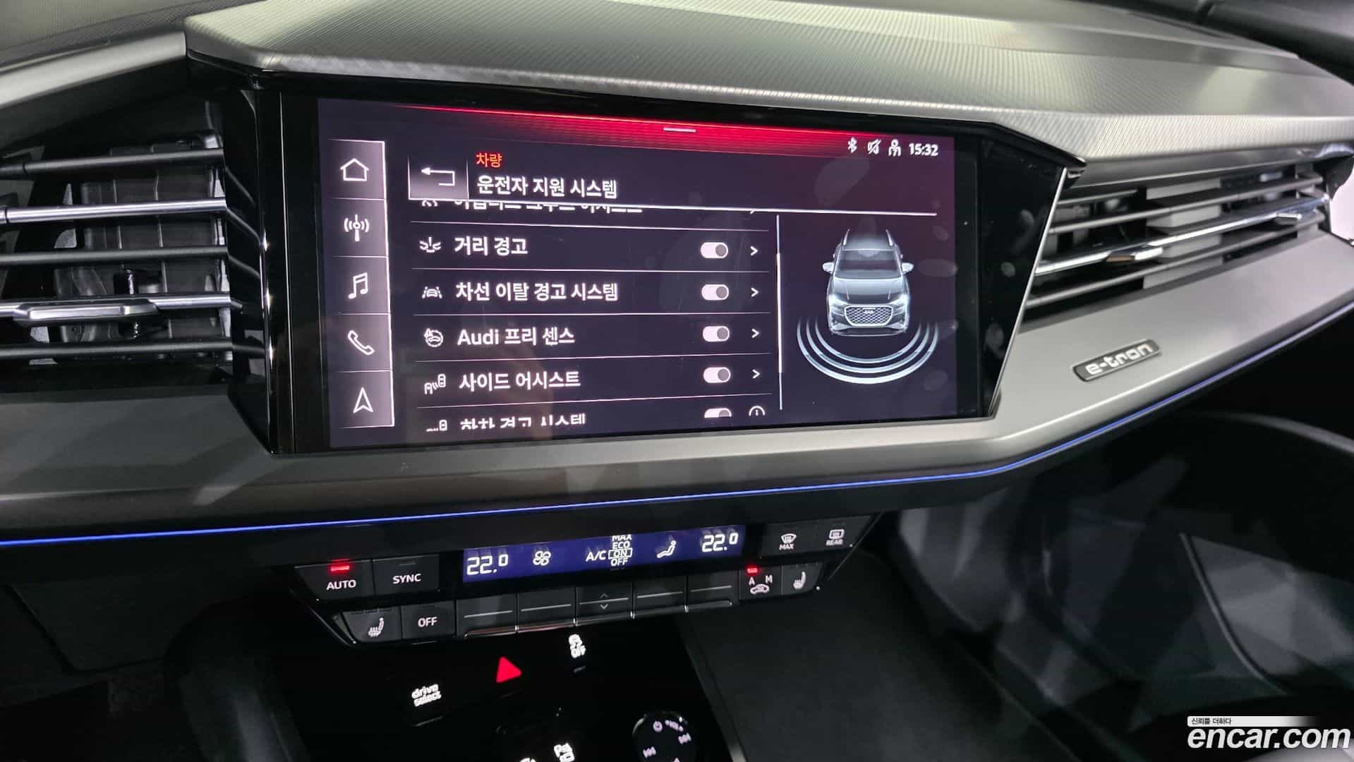 Q4 e-tron Audi 2022.9-OPTION-019