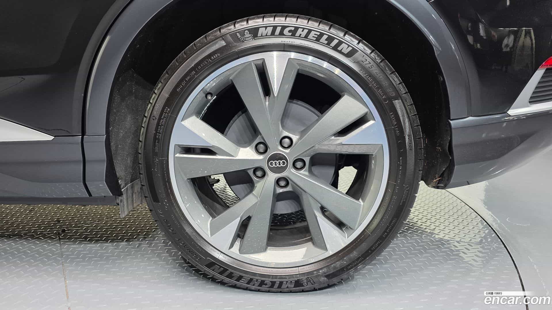 Q4 e-tron Audi 2022.9-OUTER-031