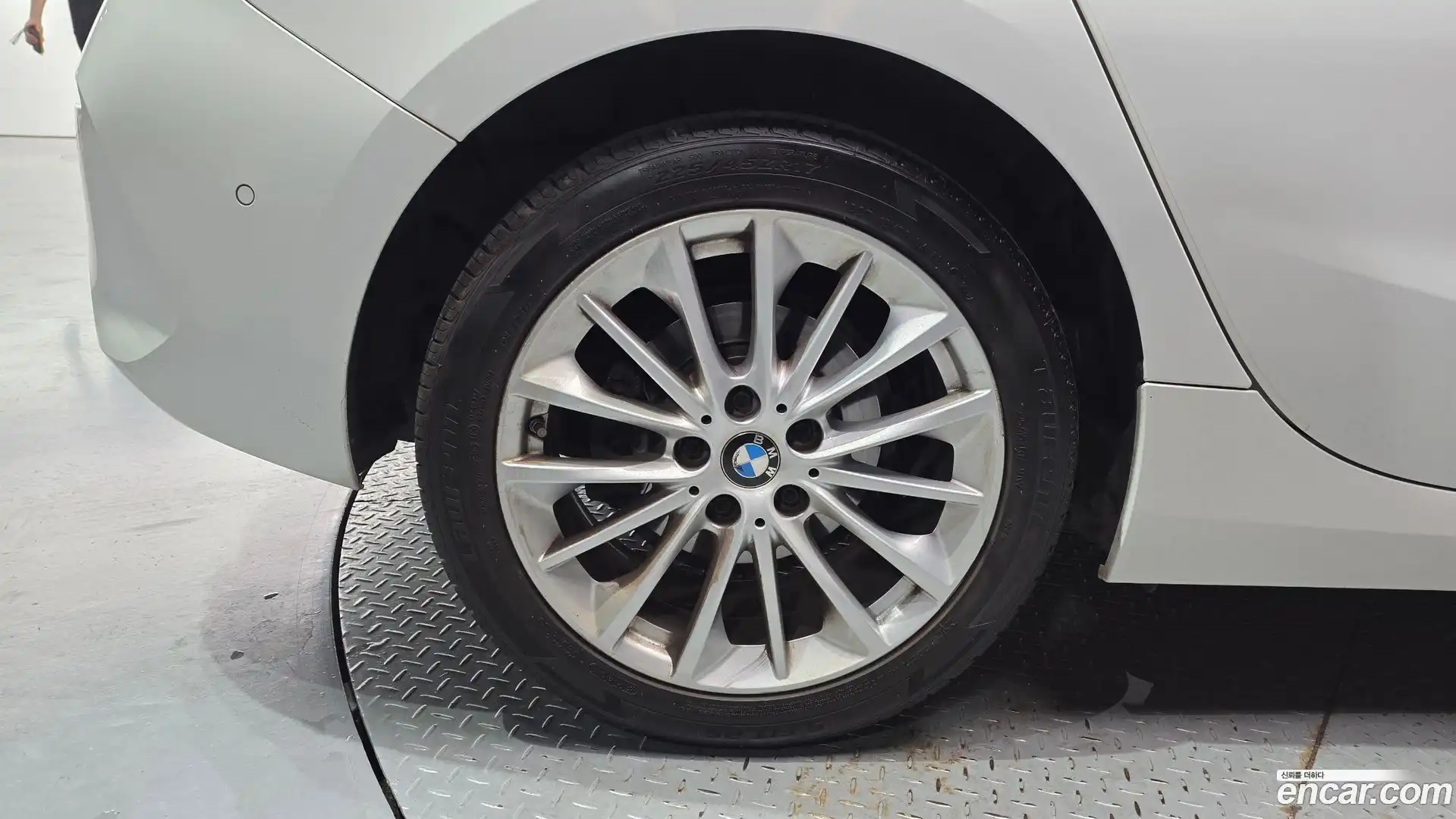 1-Series BMW 2021.0-OUTER-005