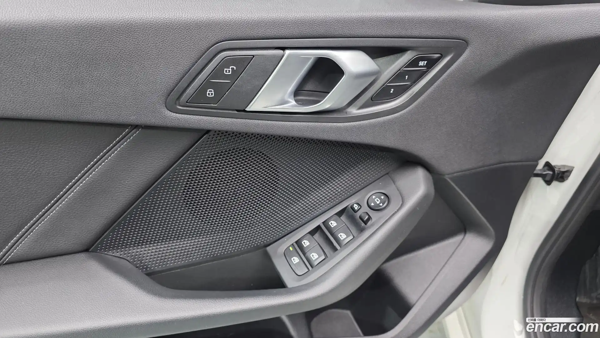 1-Series BMW 2021.0-OPTION-040
