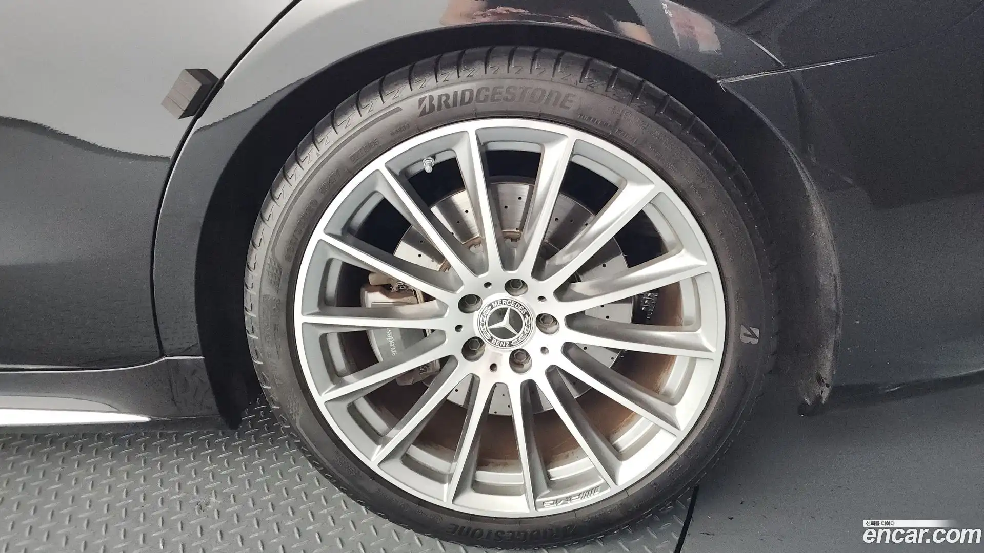 S-Class Mercedes-Benz 2021.6-OUTER-031