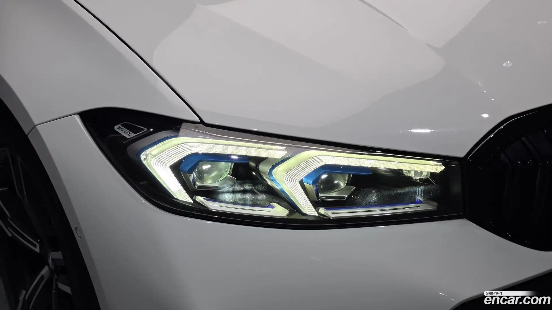3-Series BMW 2023.7-OUTER-032
