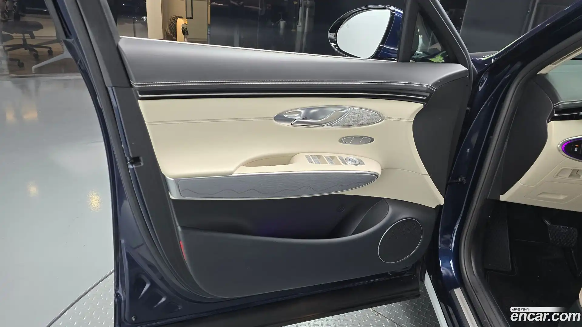 GV70 Genesis 2022.7-INNER-034