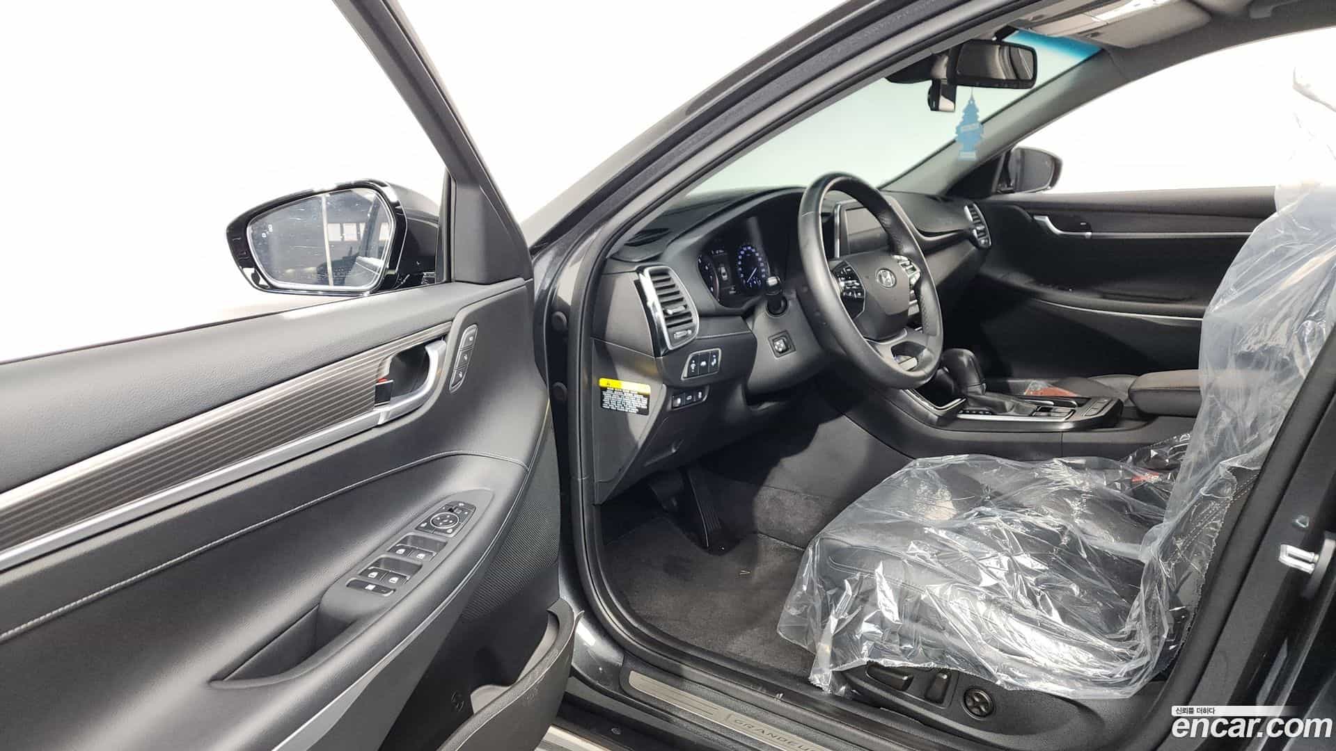 Grandeur Hyundai 2019.9-INNER-010