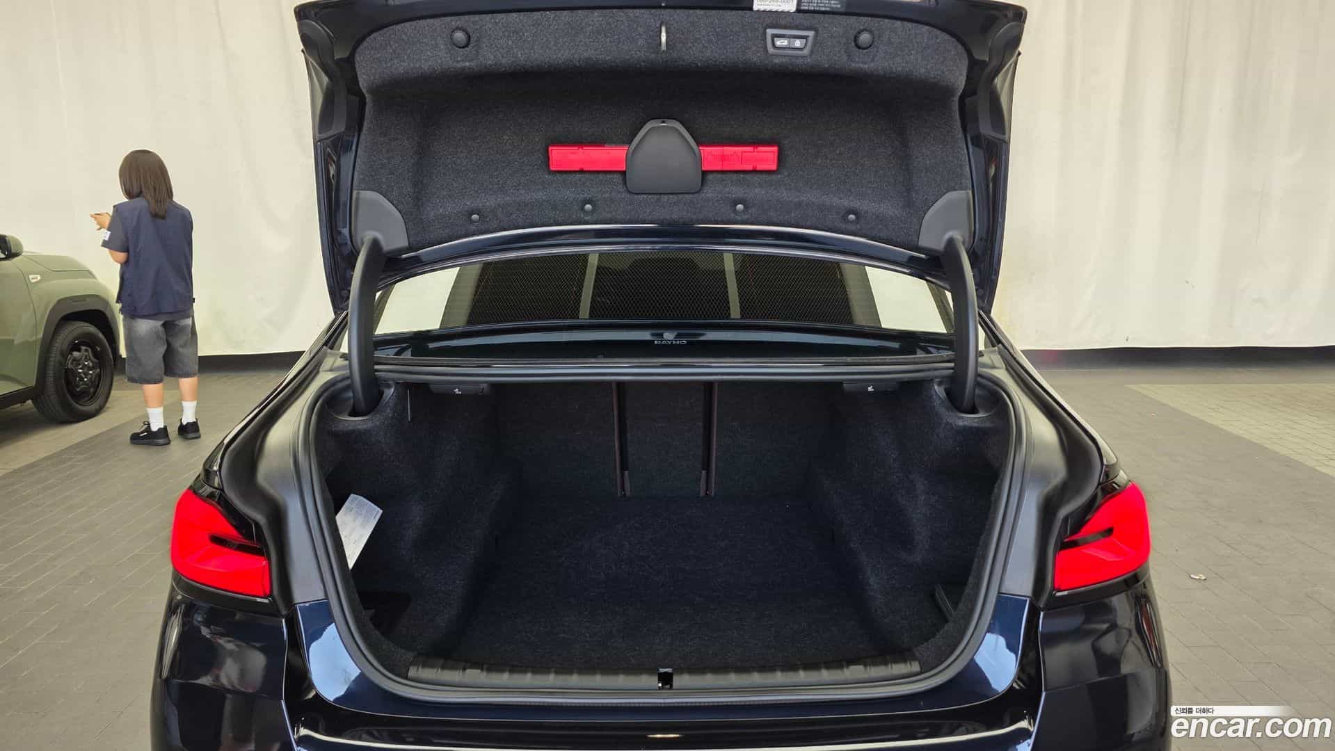 5-Series BMW 2021.5-OPTION-024