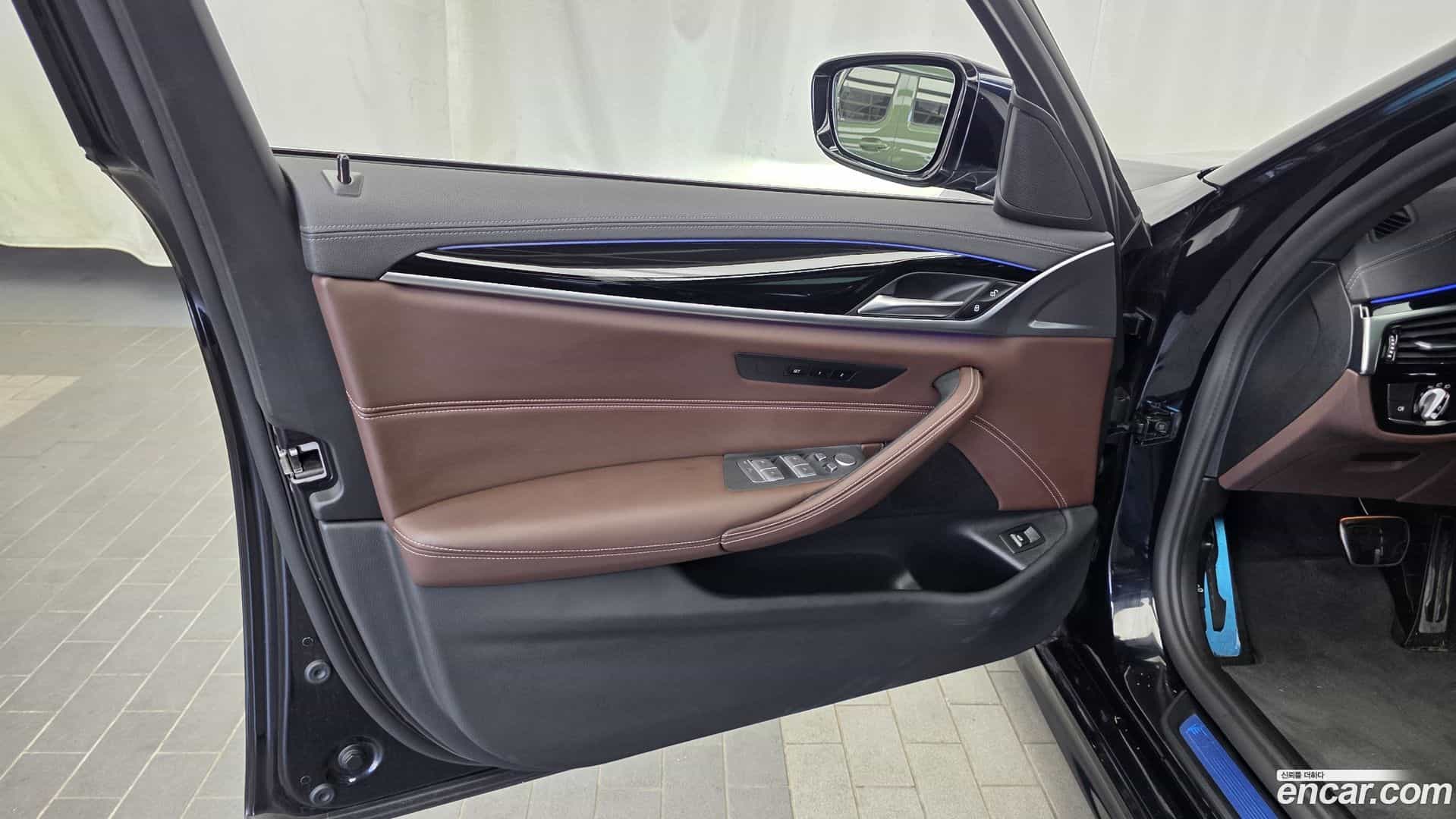 5-Series BMW 2021.5-INNER-034