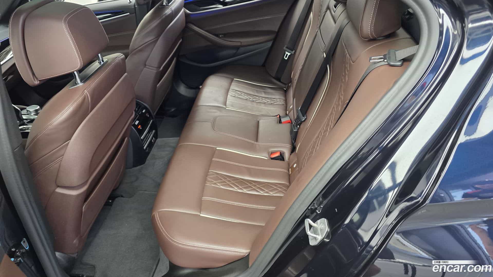 5-Series BMW 2021.5-INNER-036