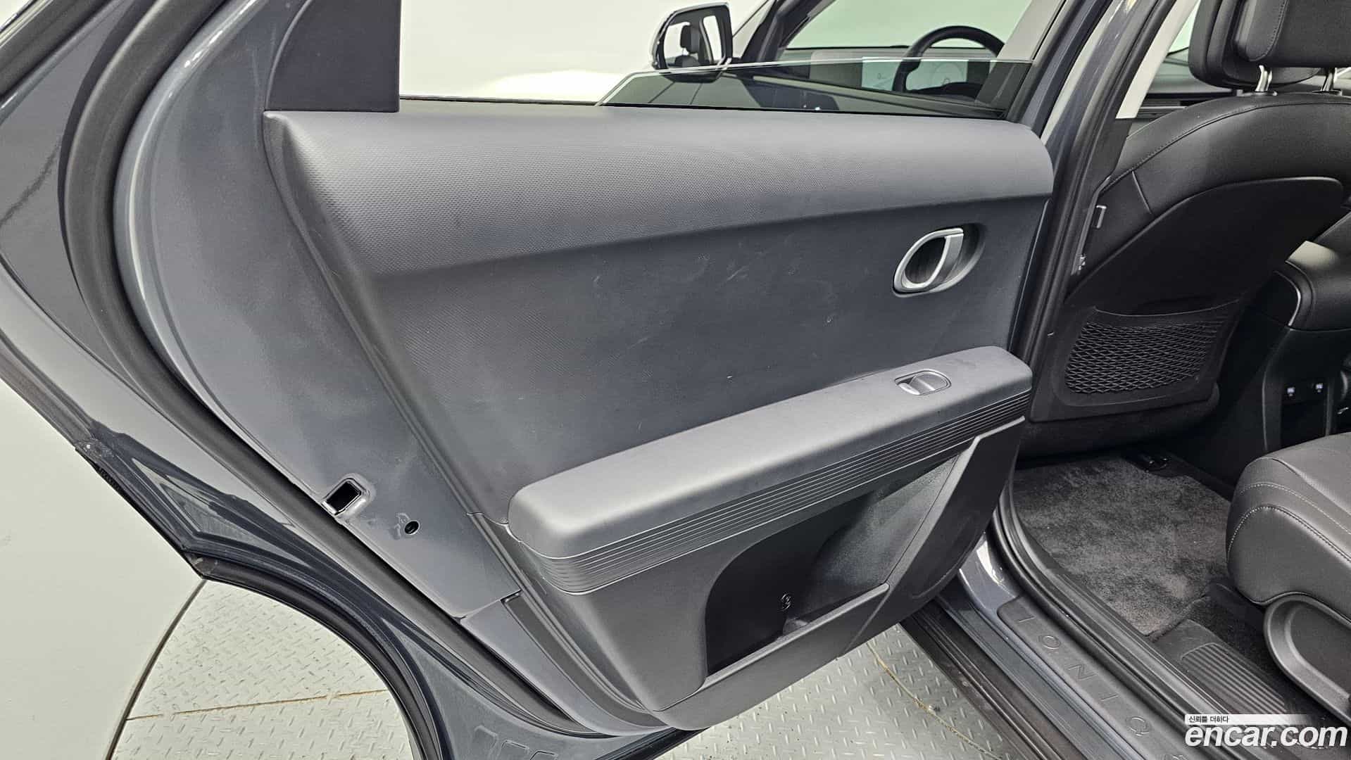 Ioniq5 Hyundai 2023.4-INNER-035