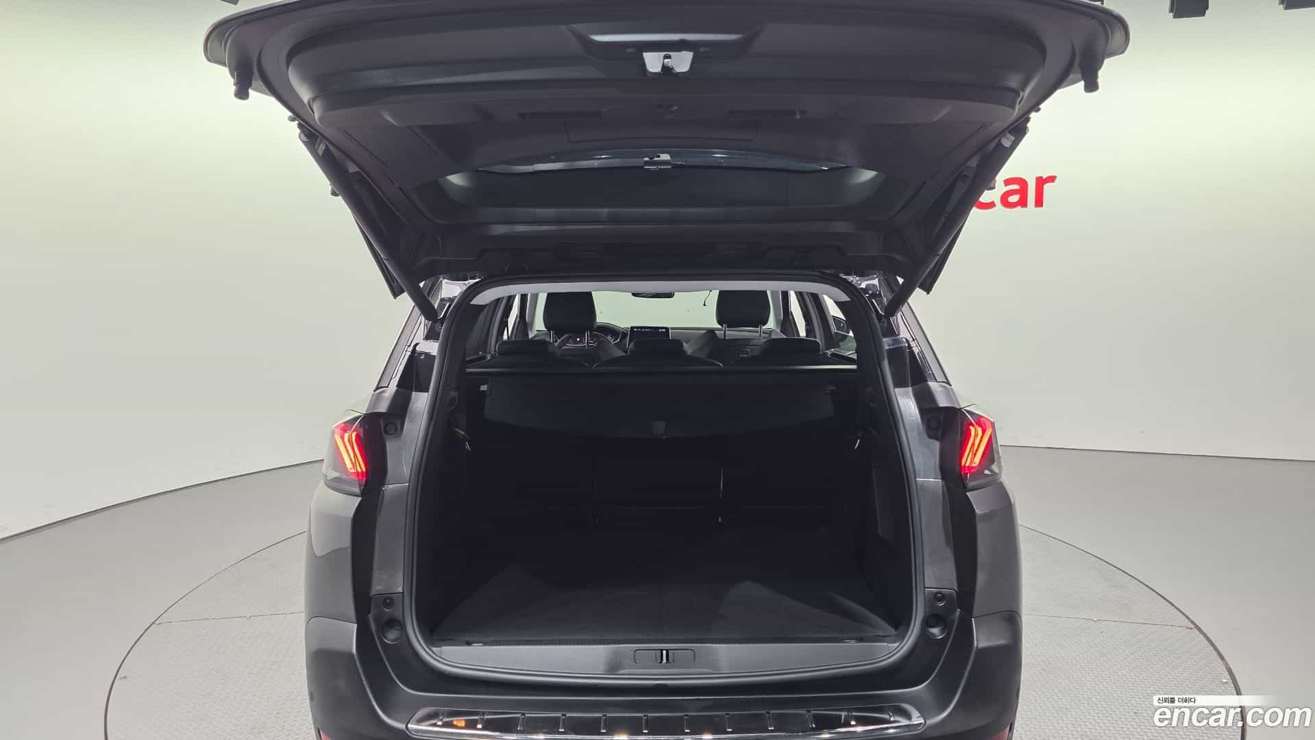 5008 Peugeot 2022.11-OPTION-046