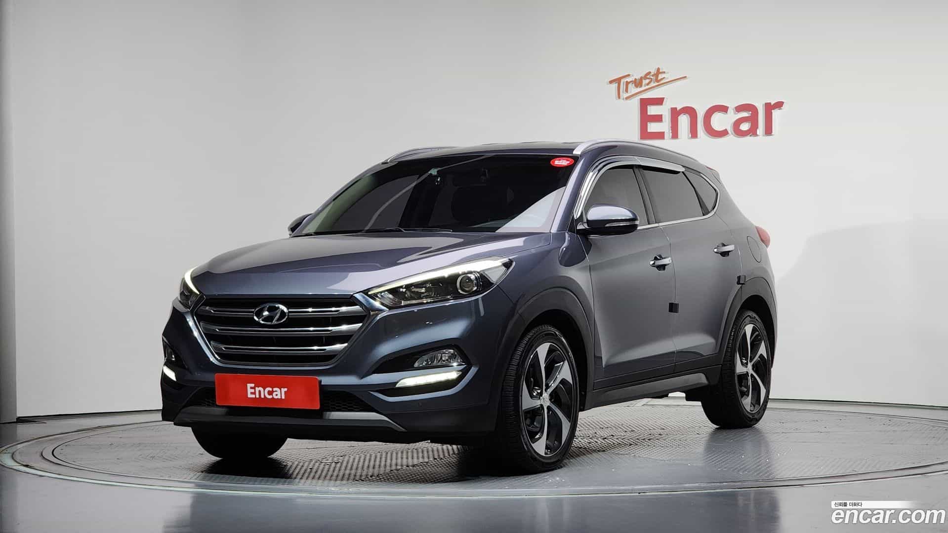 Tucson Hyundai 2015.3-OUTER-001