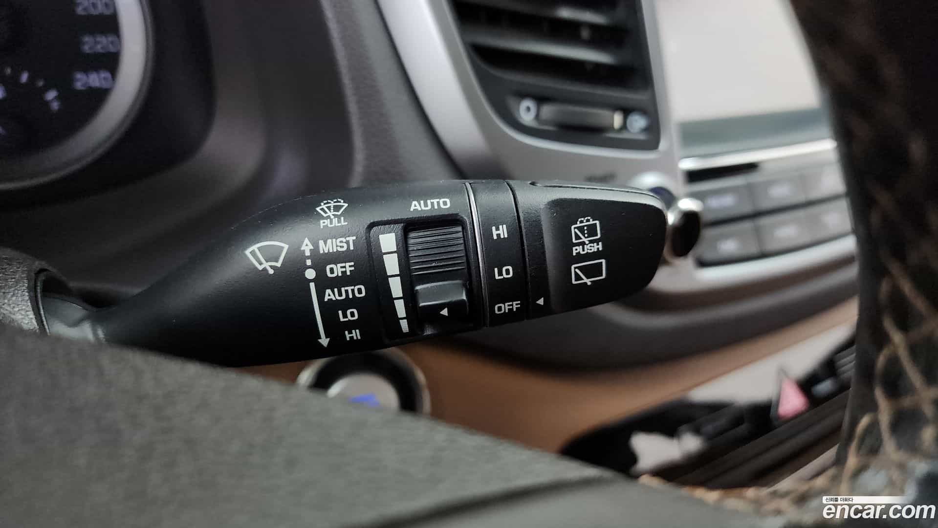Tucson Hyundai 2015.3-OPTION-022