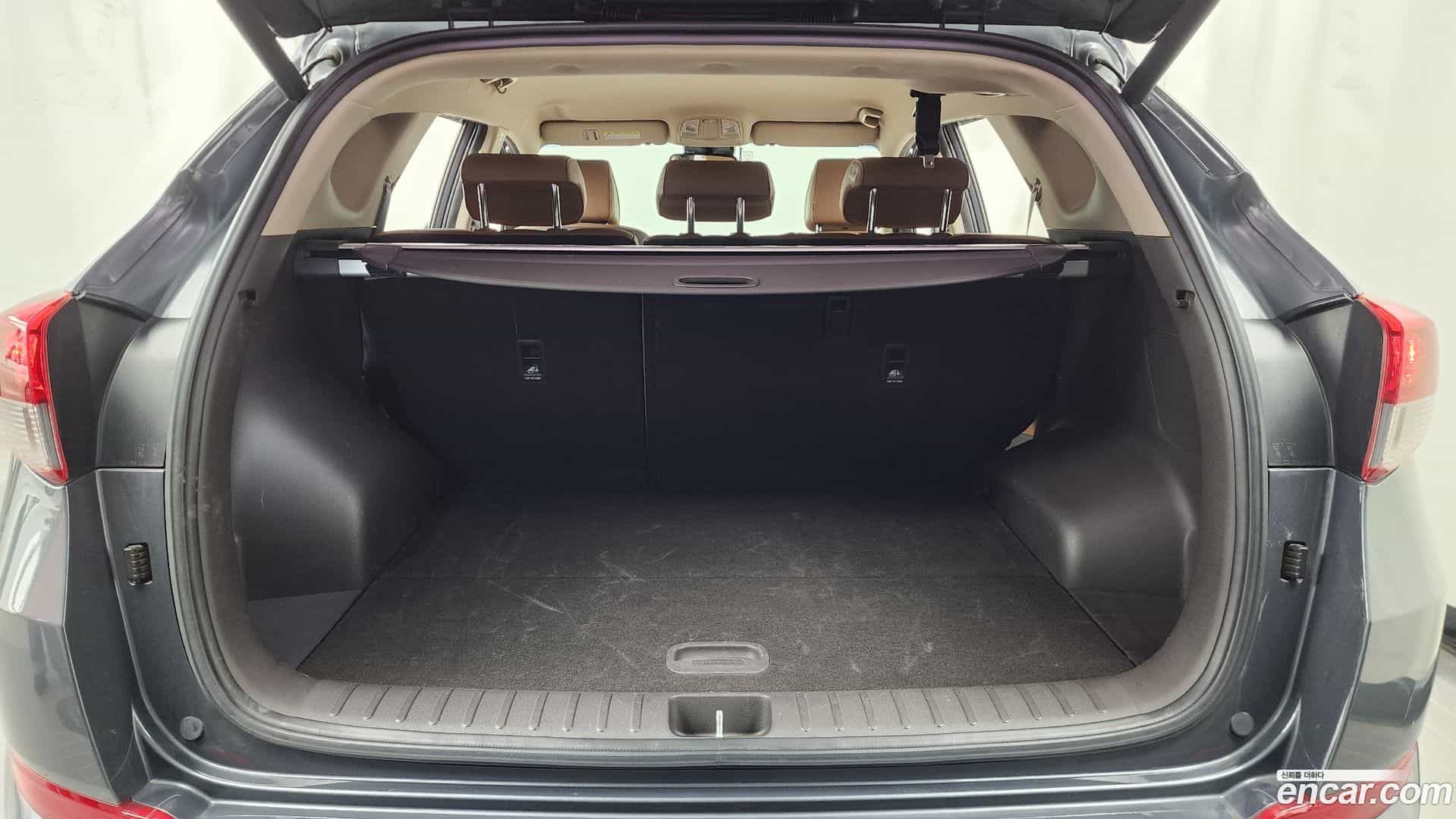 Tucson Hyundai 2015.3-OPTION-024