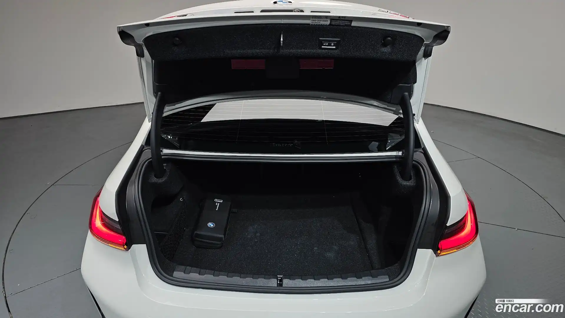 3-Series BMW 2025.3-OPTION-024
