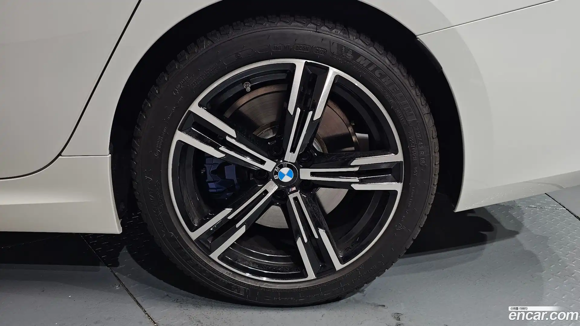 3-Series BMW 2025.3-OUTER-031