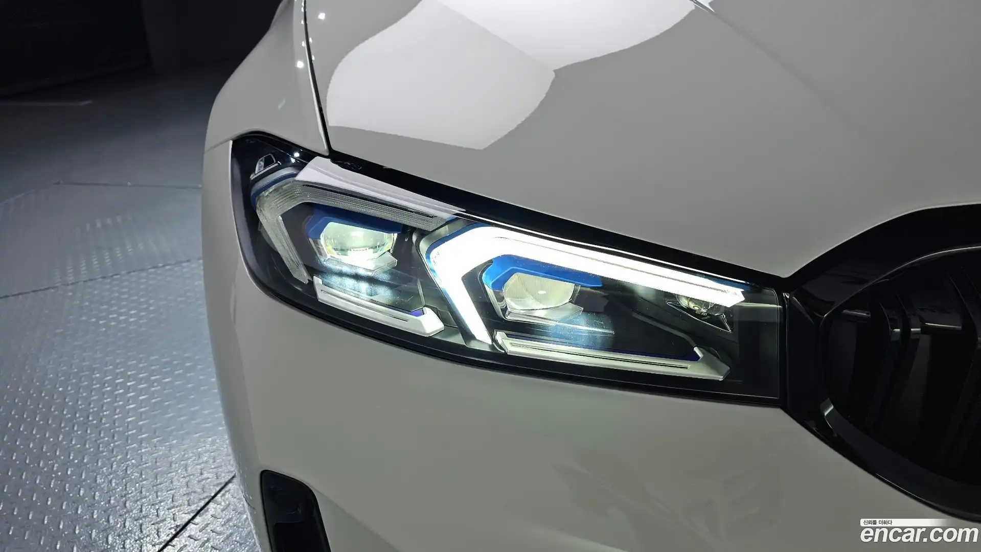 3-Series BMW 2025.3-OUTER-032