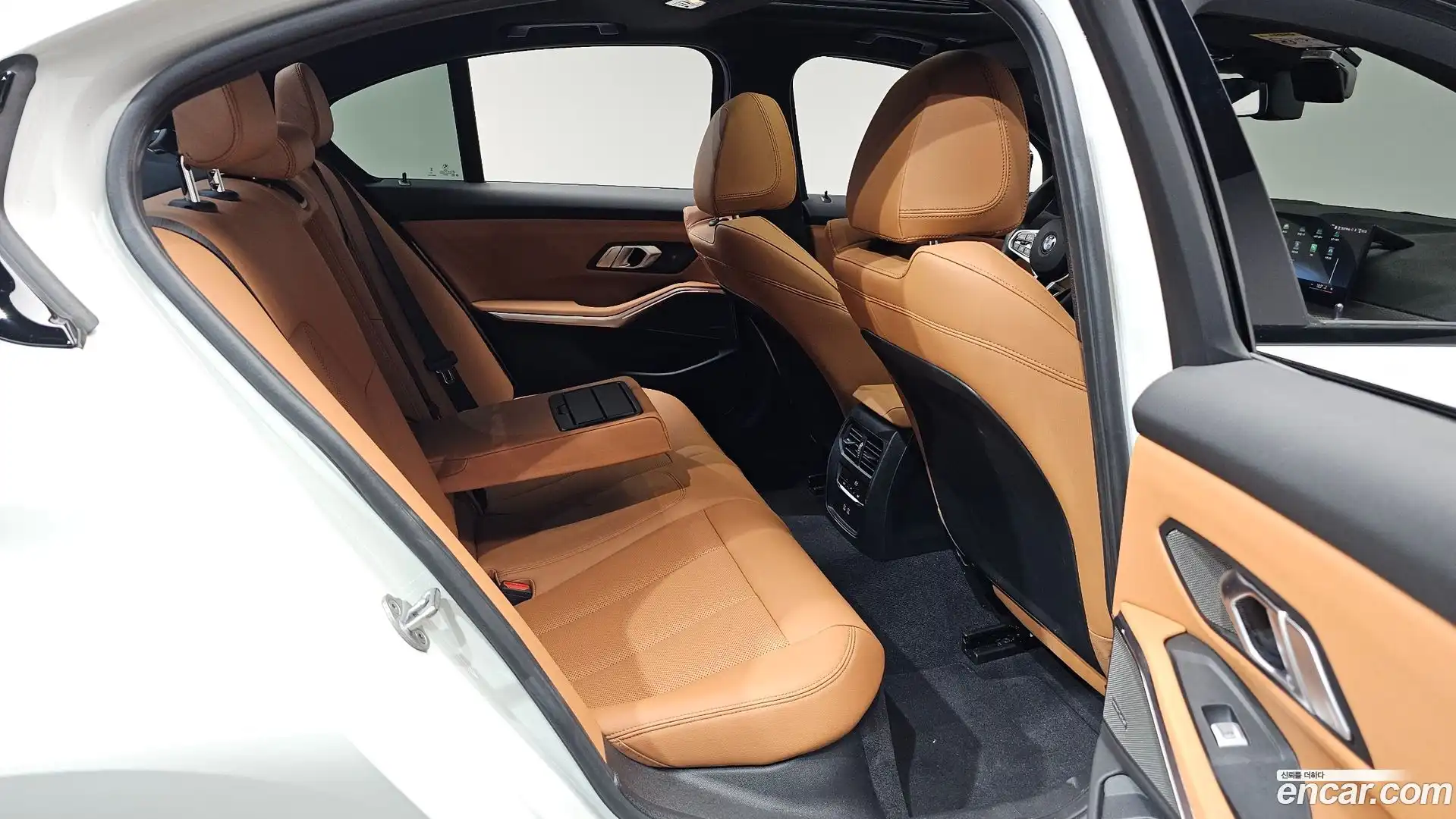 3-Series BMW 2025.3-INNER-036