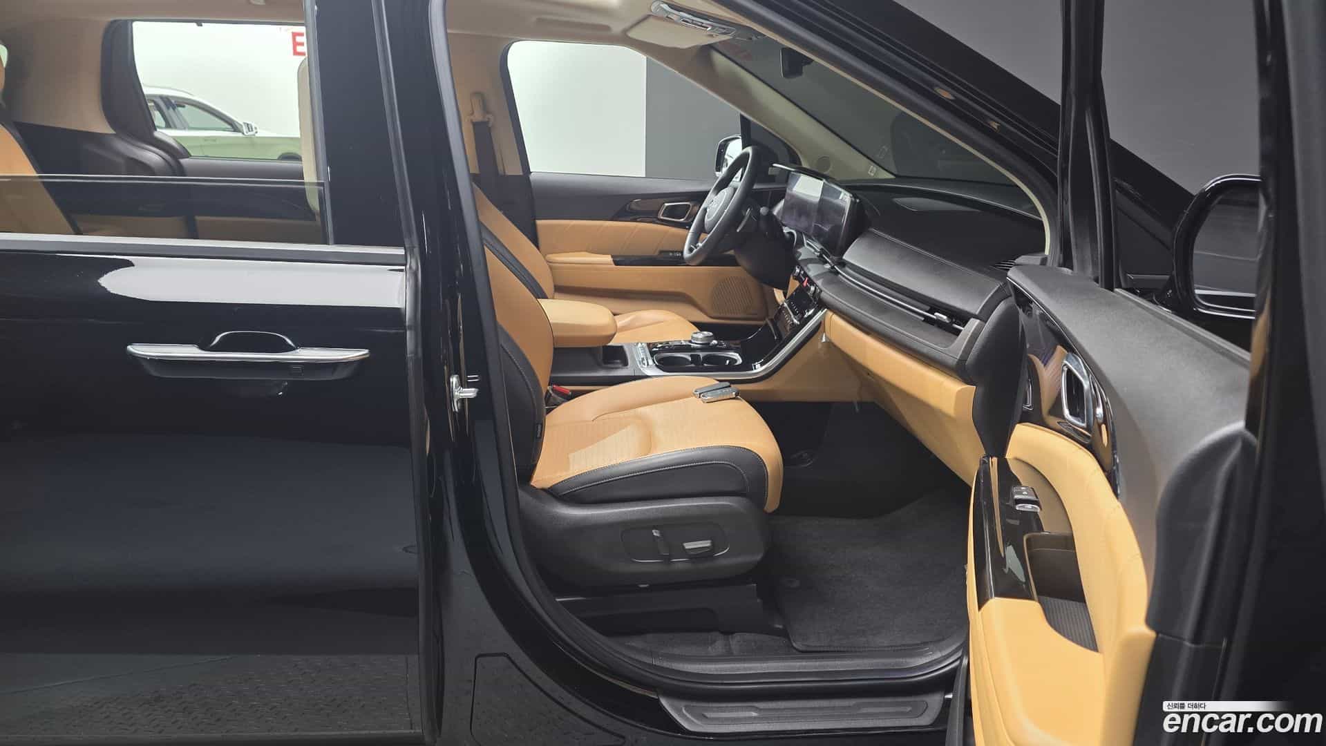 Canival Kia 2023.2-INNER-036