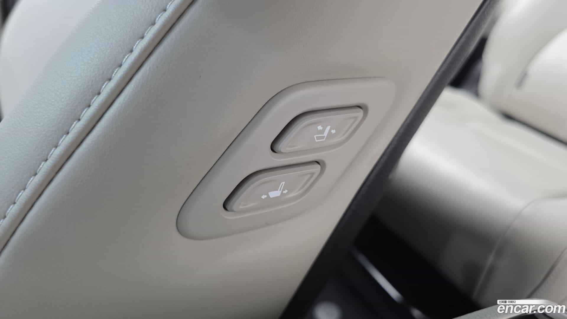 Canival Kia 2022.5-OPTION-041