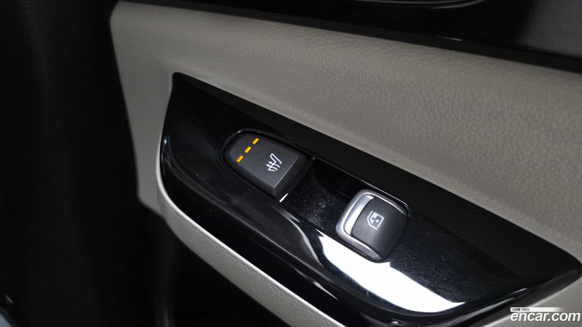 Canival Kia 2022.5-OPTION-042