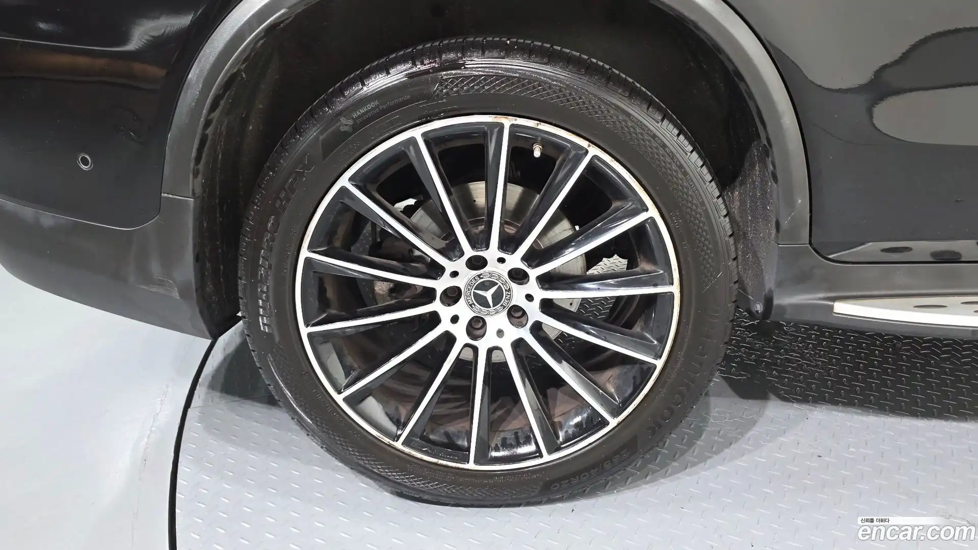GLC-Class Mercedes-Benz 2017.3-OUTER-005