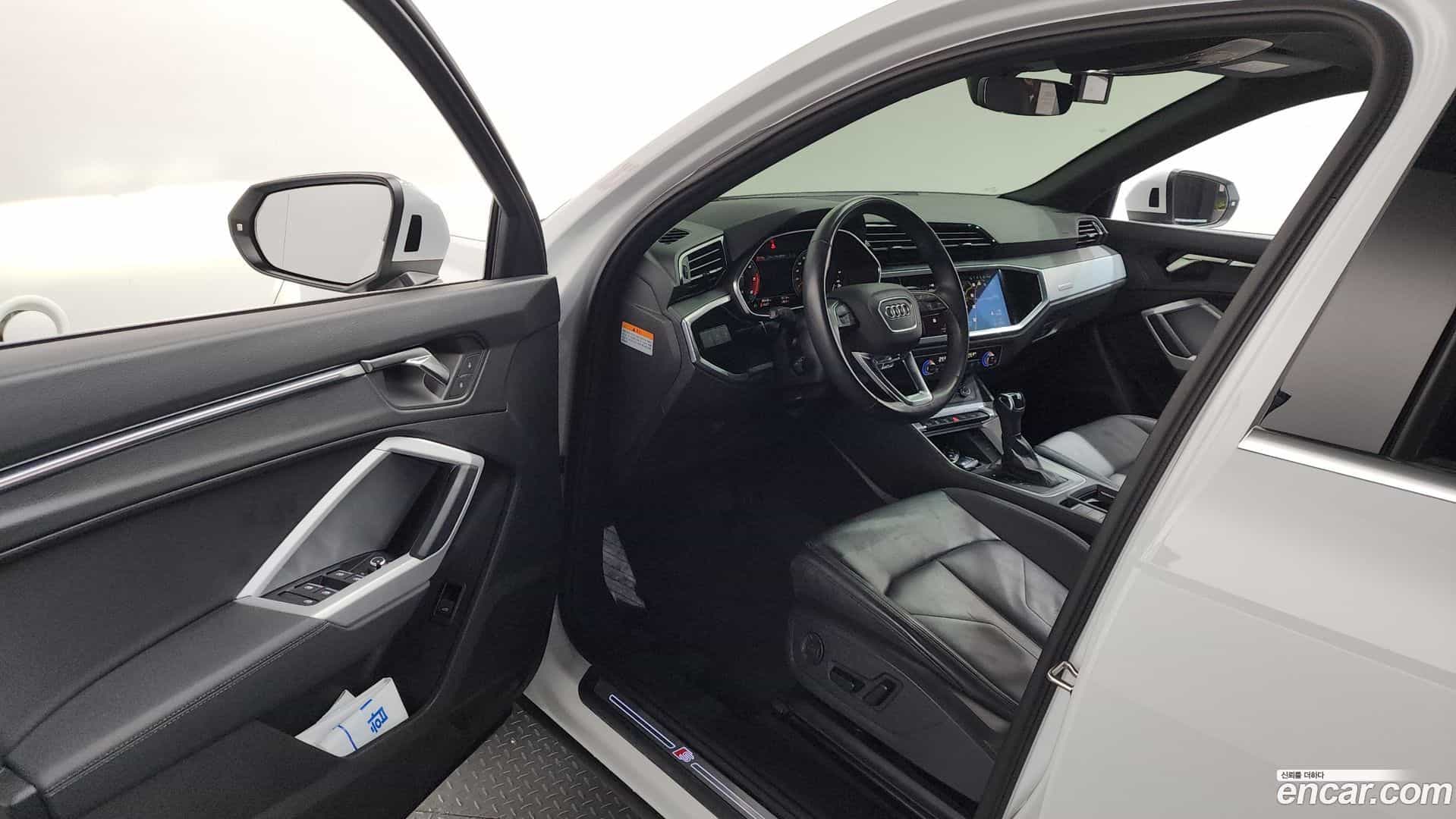 Q3 Audi 2022.9-INNER-010