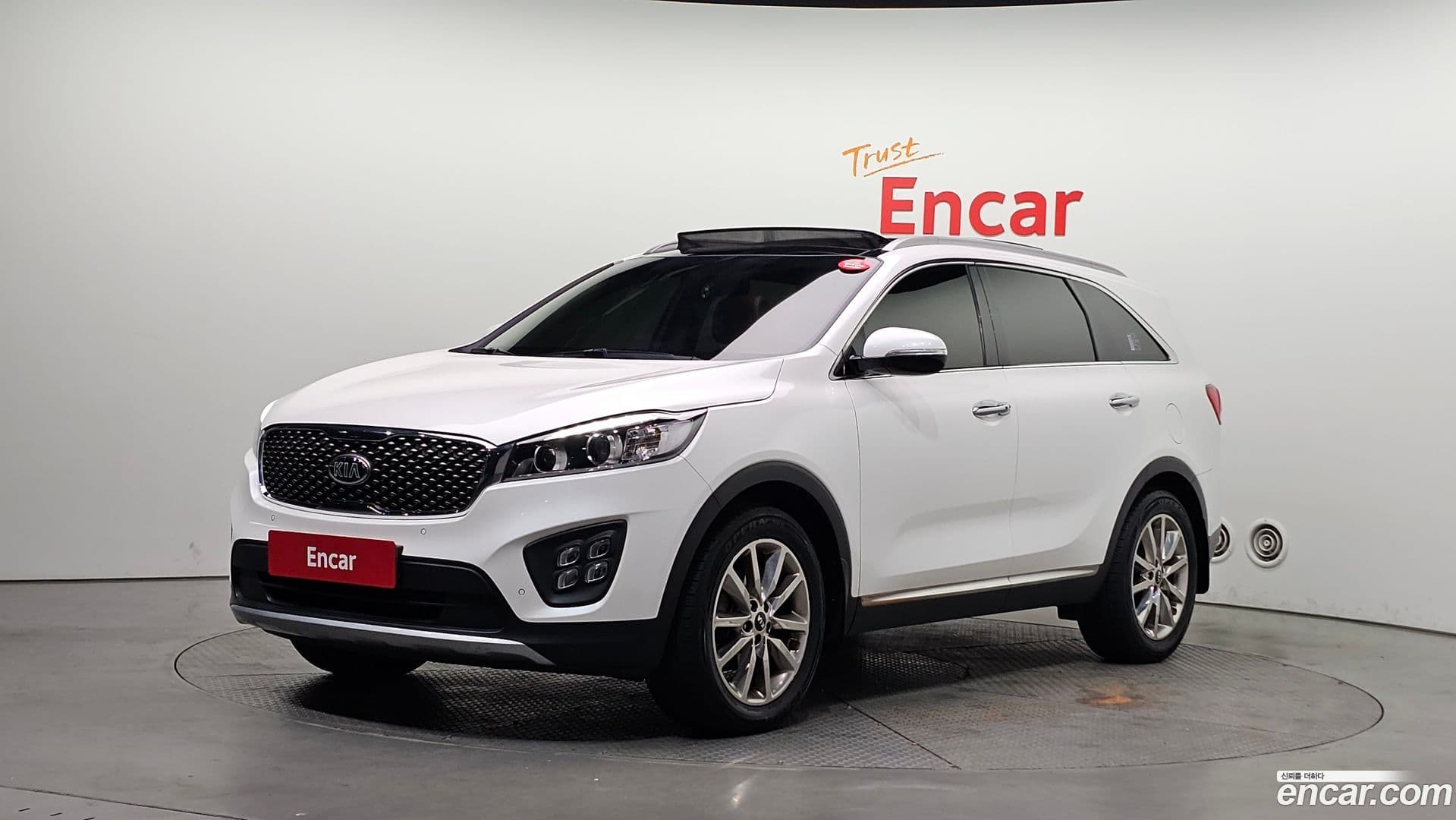Main__Slider__Photo:Sorento Kia 2016.3-0