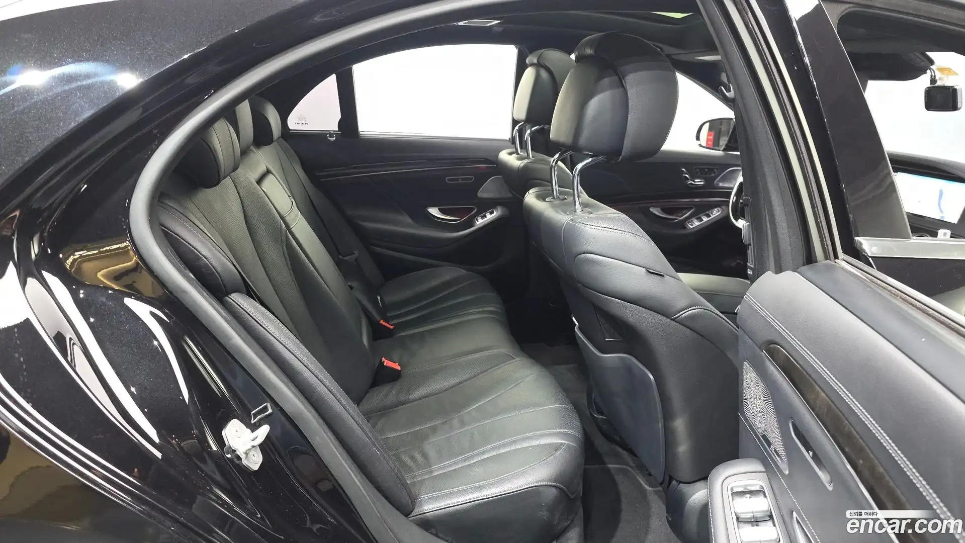 S-Class Mercedes-Benz 2016.0-OPTION-016