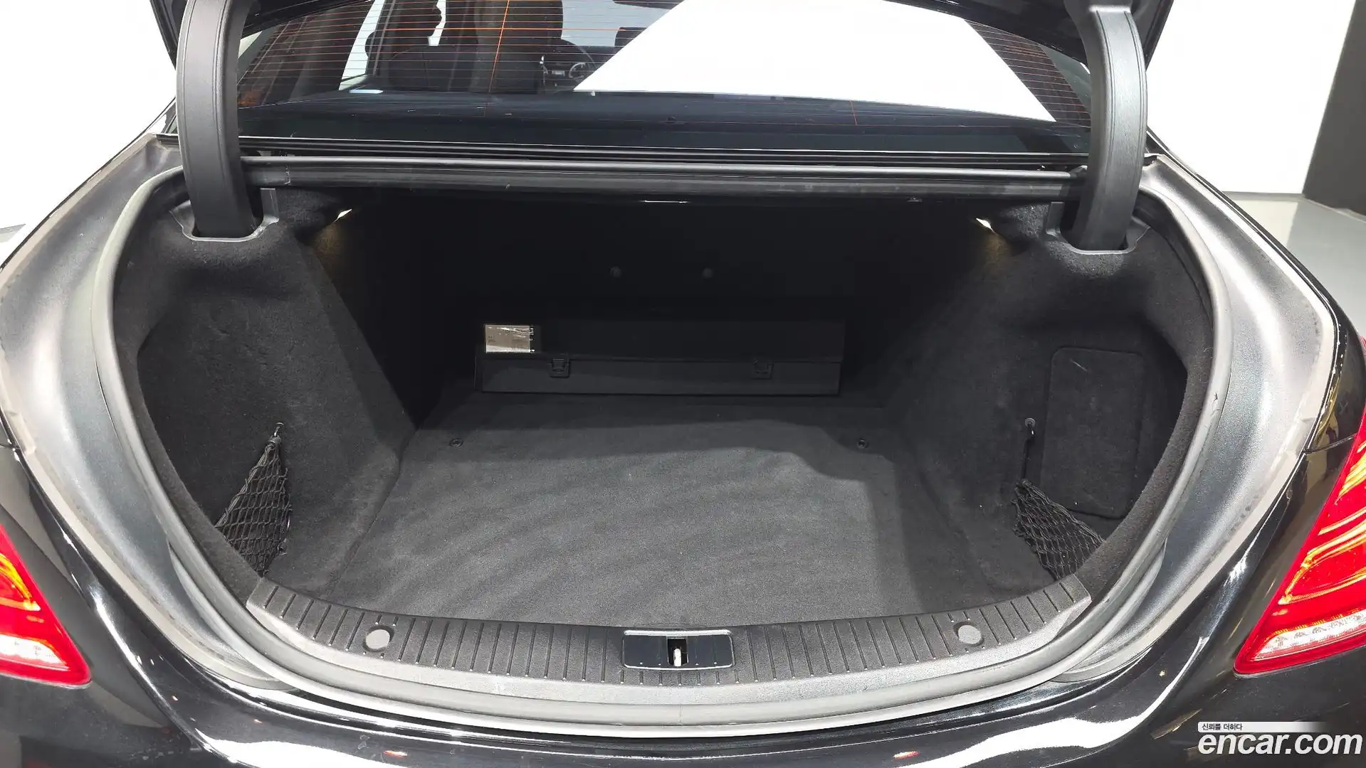 S-Class Mercedes-Benz 2016.0-OPTION-024