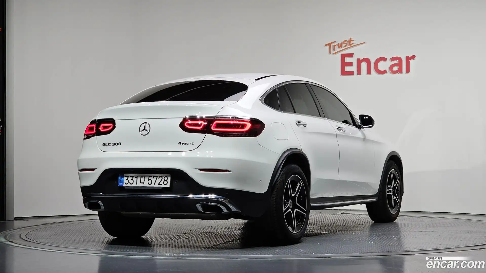 GLC-Class Mercedes-Benz 2022.10-OUTER-002
