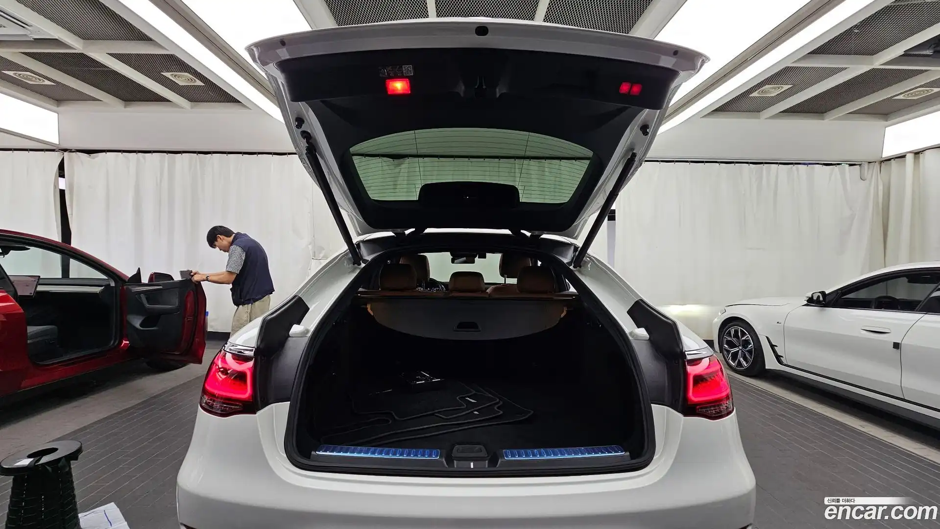 GLC-Class Mercedes-Benz 2022.10-OPTION-024