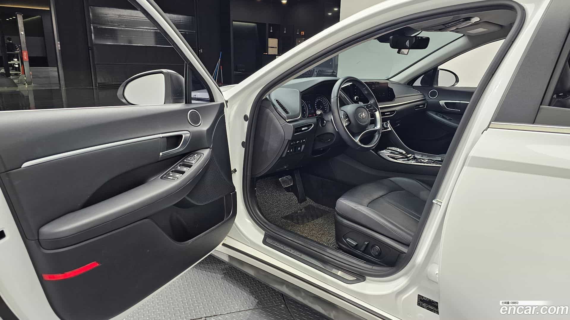 Sonata Hyundai 2021.2-INNER-010