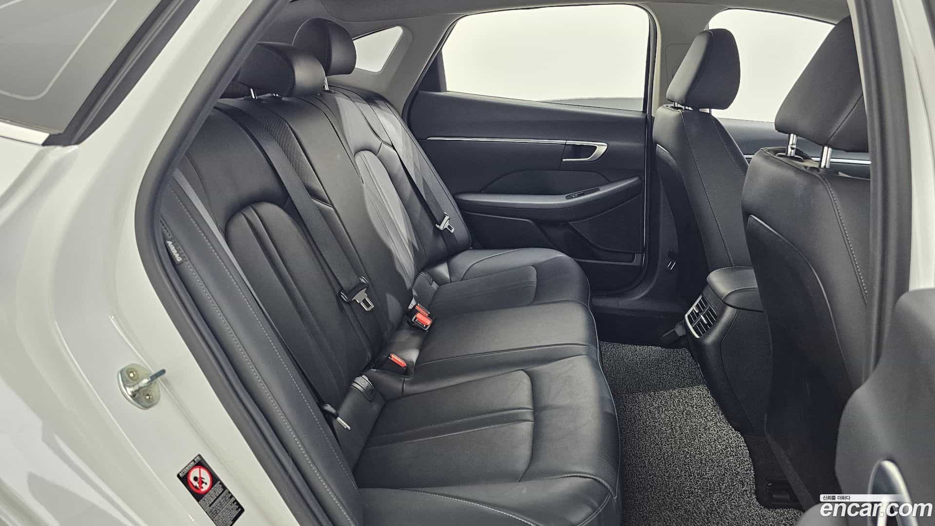 Sonata Hyundai 2021.2-OPTION-015