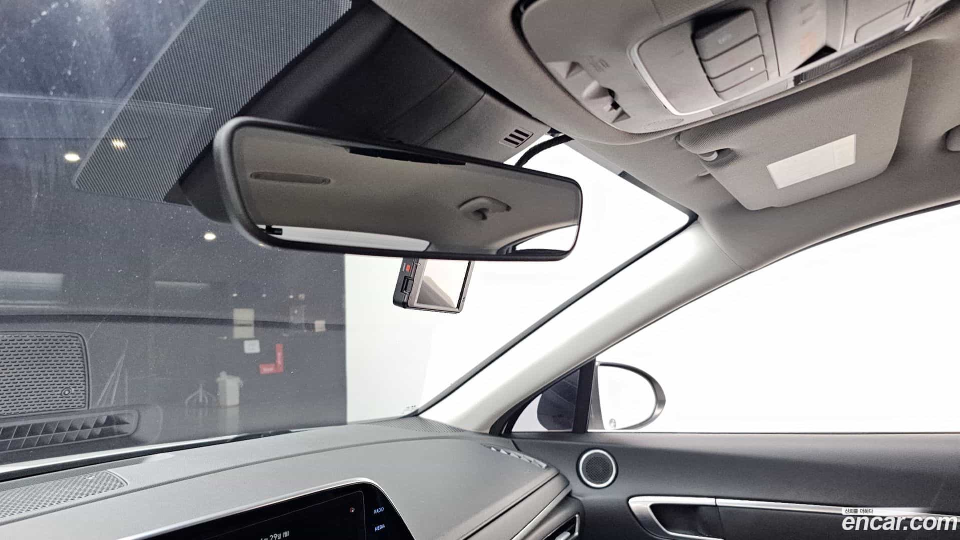 Sonata Hyundai 2021.2-OPTION-023
