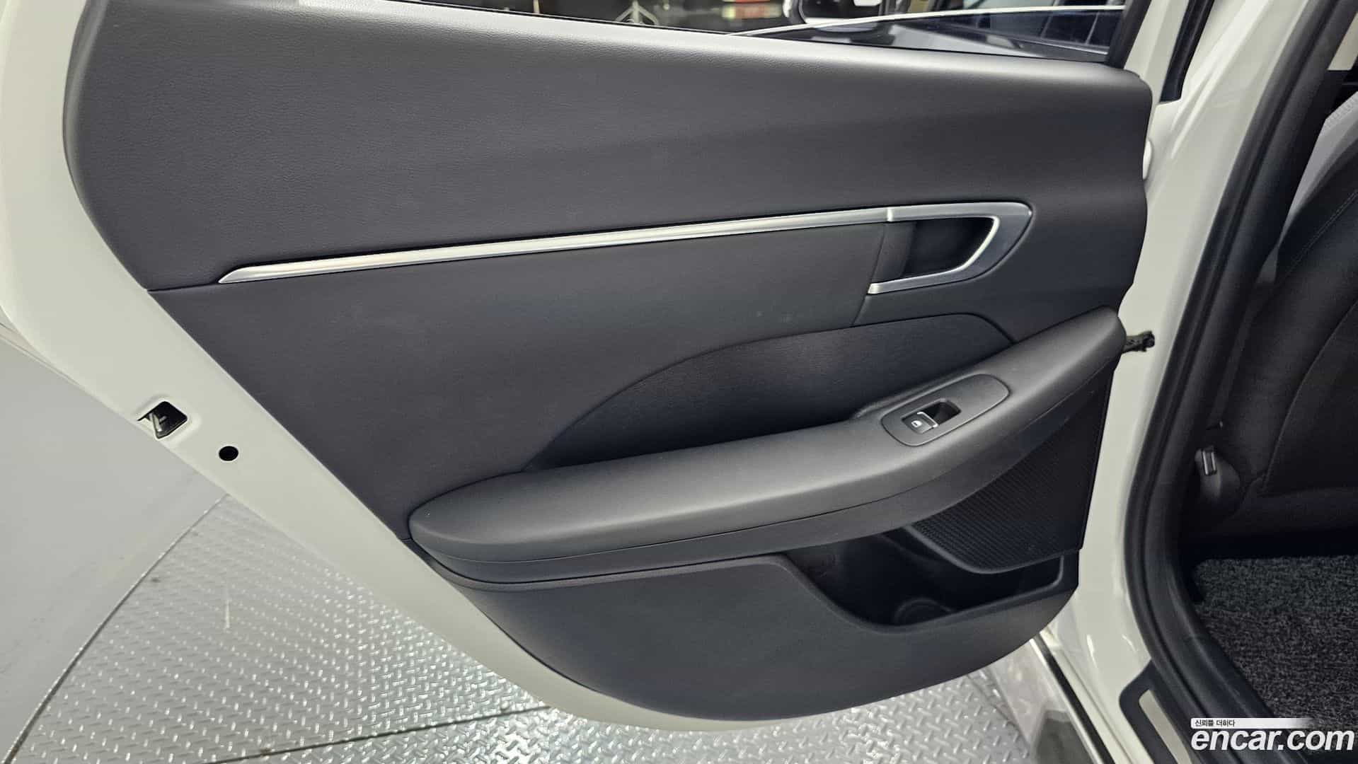 Sonata Hyundai 2021.2-INNER-035