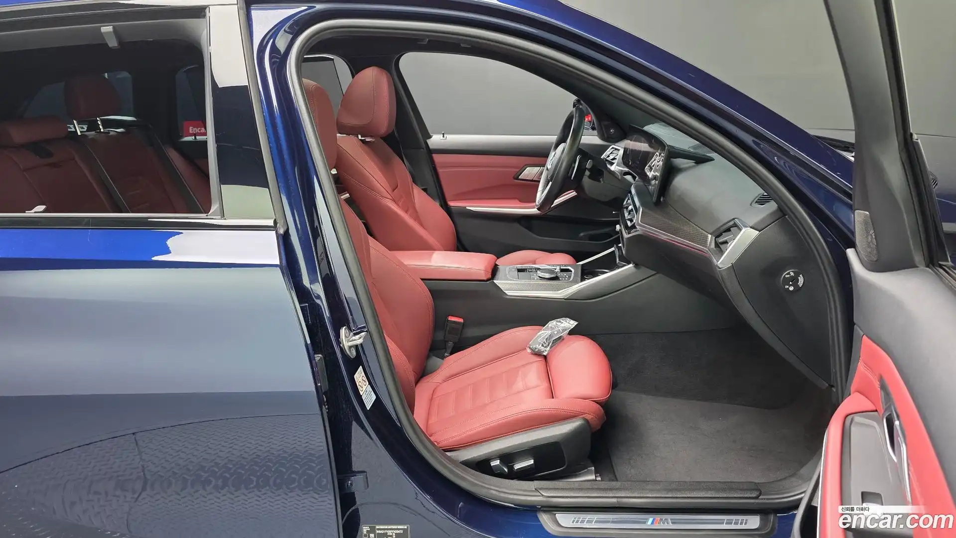 3-Series BMW 2022.10-INNER-036